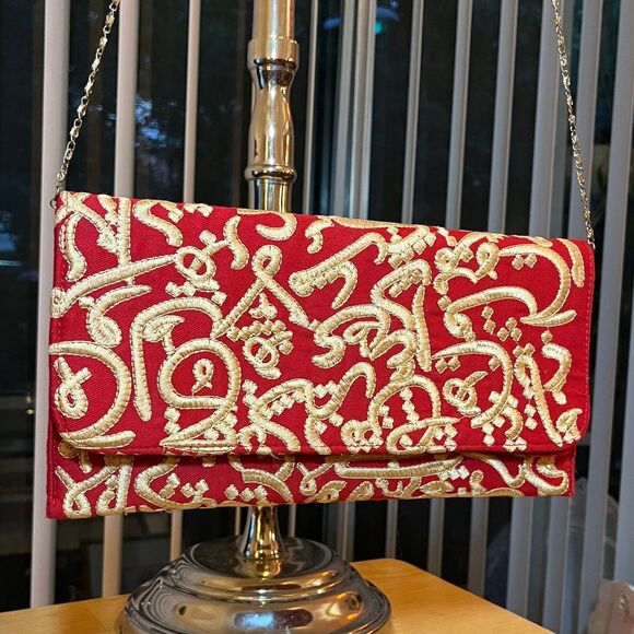 Arabic Calligraphy Gold Chain Shoulder Bag - Picture 1 of 10